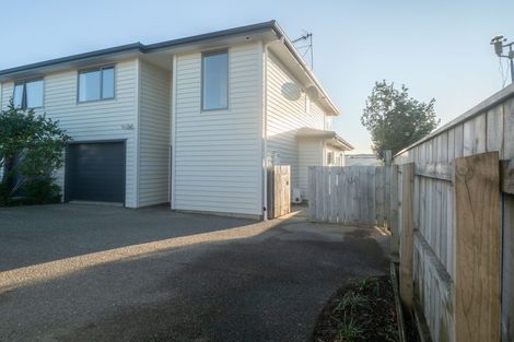 Photo of property in 227 Mark Avenue, Grenada Village, Wellington, 6037