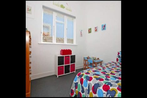 Photo of property in 11 Medway Street, Island Bay, Wellington, 6023