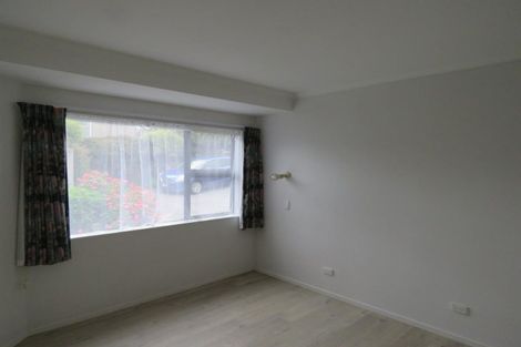 Photo of property in 52 Paynters Avenue, Strandon, New Plymouth, 4312