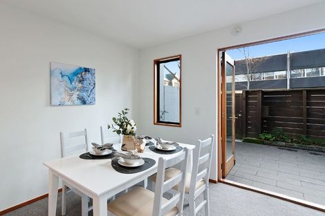 Photo of property in 2/44 Peterborough Street, Christchurch Central, Christchurch, 8013