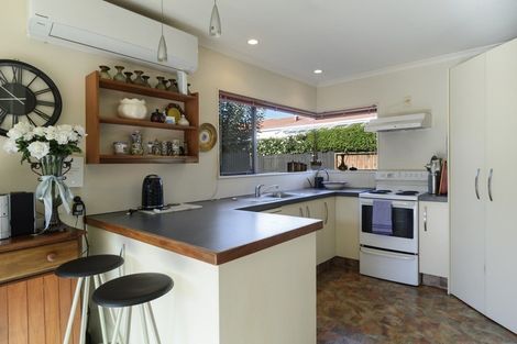 Photo of property in 379b Devonport Road, Tauranga South, Tauranga, 3112