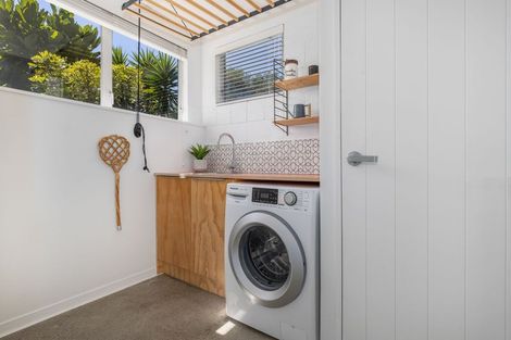 Photo of property in 72 Rosetta Road, Raumati South, Paraparaumu, 5032