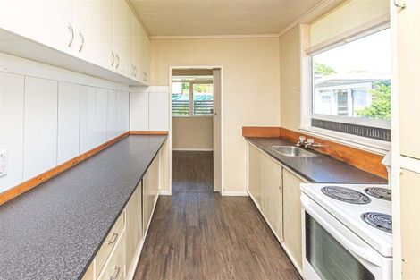 Photo of property in 44 Manuka Street, Castlecliff, Whanganui, 4501