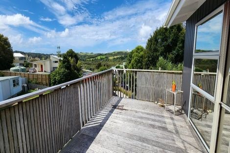 Photo of property in 22 Everard Avenue, Army Bay, Whangaparaoa, 0930