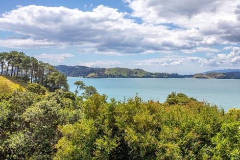 Photo of property in 56 Puriri Road, Te Kouma, Coromandel, 3581
