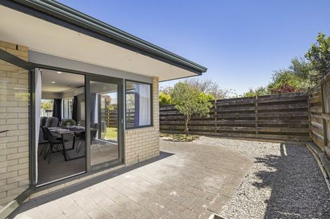 Photo of property in 53 Dalton Drive, Papamoa Beach, Papamoa, 3118