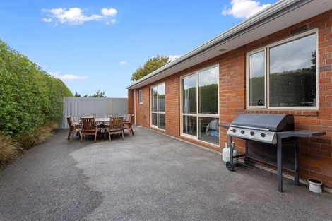 Photo of property in 134 High Street, Oxford, 7430