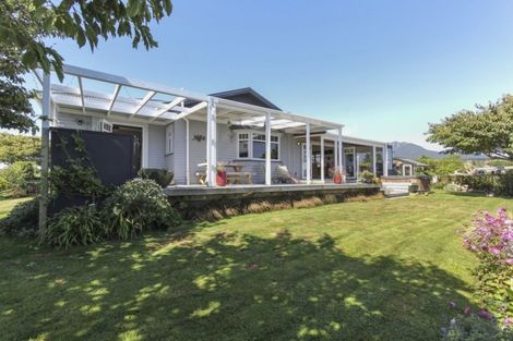 Photo of property in 1444 Carrington Road, Hurworth, New Plymouth, 4371