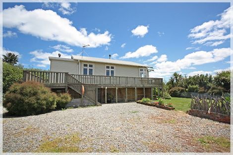 Photo of property in 42 Nuku Street, Tangimoana, 4822