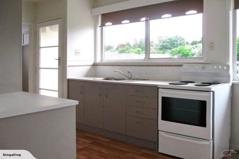 Photo of property in 91 Farquhar Road, Glendene, Auckland, 0602