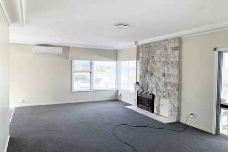 Photo of property in 5 White Swan Road, Mount Roskill, Auckland, 1041