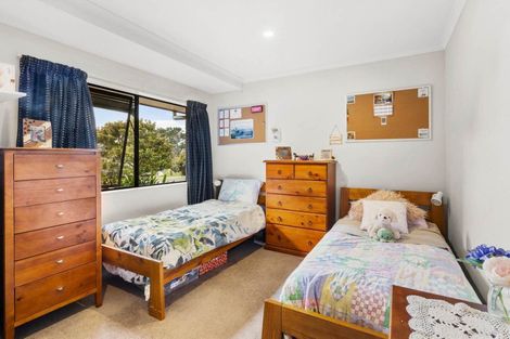 Photo of property in 9 Millbrook Drive, Waiuku, 2683