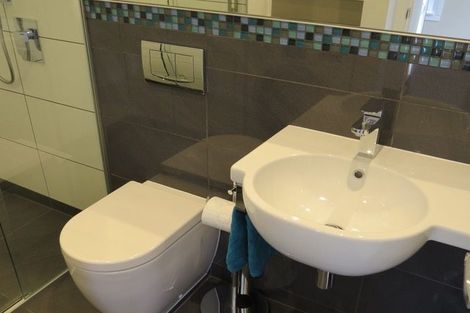 Photo of property in 51 Cavendish Square, Strathmore Park, Wellington, 6022