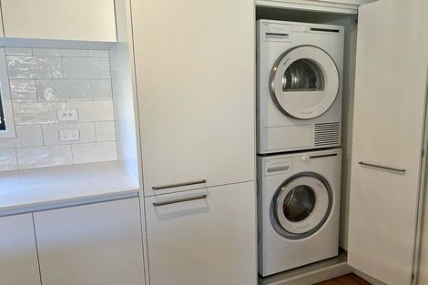 Photo of property in 2/45 Division Street, Riccarton, Christchurch, 8041