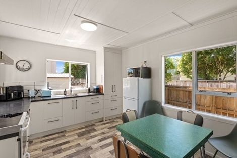 Photo of property in 1/54 Hawai Street, Two Mile Bay, Taupo, 3330