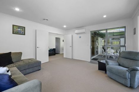 Photo of property in 4 Sawyers Way, New Plymouth, 4310