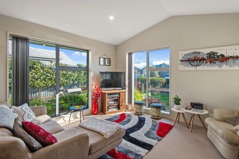 Photo of property in 3 Te Aue Street, Marshland, Christchurch, 8083