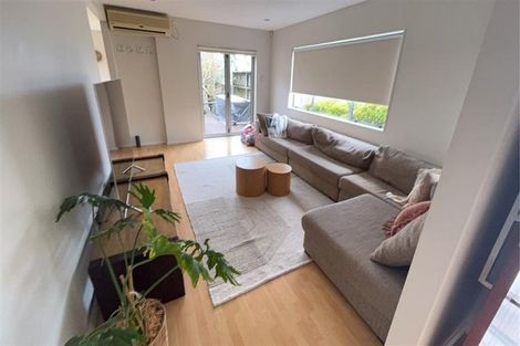 Photo of property in 33 Titoki Street, Te Atatu Peninsula, Auckland, 0610
