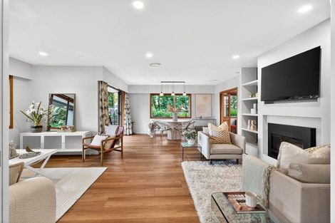 Photo of property in 18b Stratford Avenue, Milford, Auckland, 0620