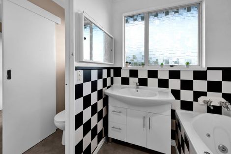 Photo of property in 146c South Road, Spotswood, New Plymouth, 4310