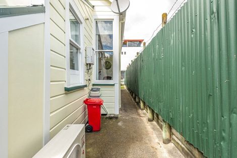 Photo of property in 6 Park Place, Whanganui, 4500