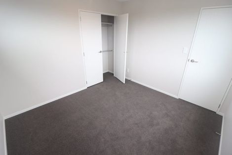 Photo of property in 2b Crystal Avenue, Te Atatu South, Auckland, 0602