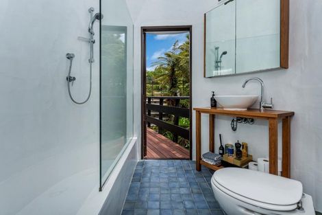 Photo of property in 24 Channel View Road, Campbells Bay, Auckland, 0630