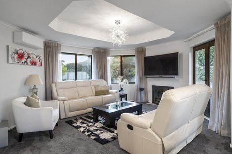 Photo of property in 20 Gemini Place, Kawaha Point, Rotorua, 3010