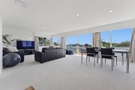 Photo of property in 426 Devon Street West, Lynmouth, New Plymouth, 4310