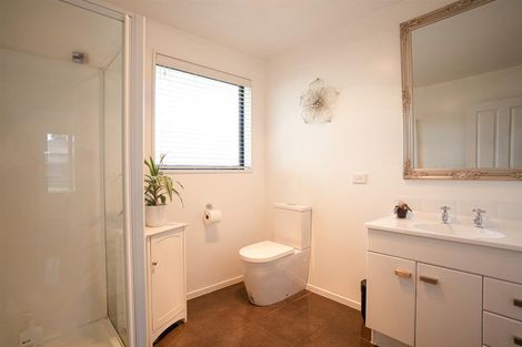 Photo of property in 26a Crofton Road, Harewood, Christchurch, 8051