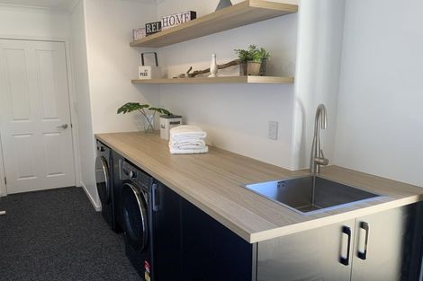 Photo of property in 31 Wells Place, Whitianga, 3510