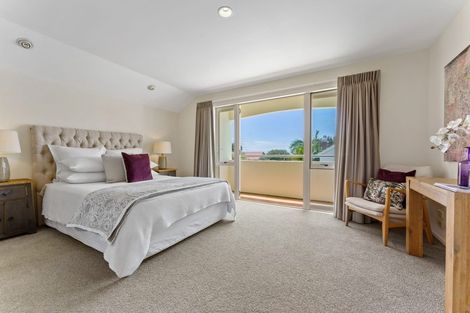 Photo of property in 1/3 Sylvan Park Avenue, Milford, Auckland, 0620