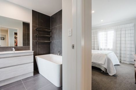 Photo of property in 1/60 Queenwood Avenue, Queenwood, Hamilton, 3210