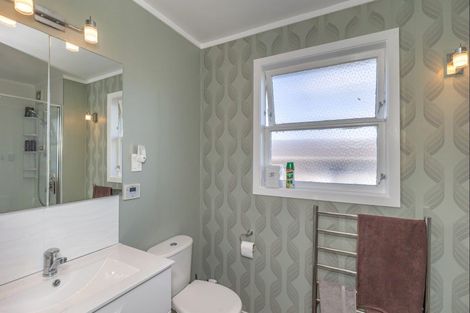 Photo of property in 13 Burn Street, Levin, 5510