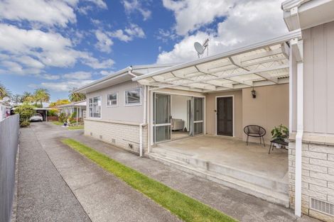 Photo of property in 28 Higgins Street, Marewa, Napier, 4110