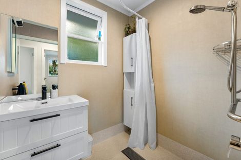 Photo of property in 60 Melba Street, Beach Haven, Auckland, 0626