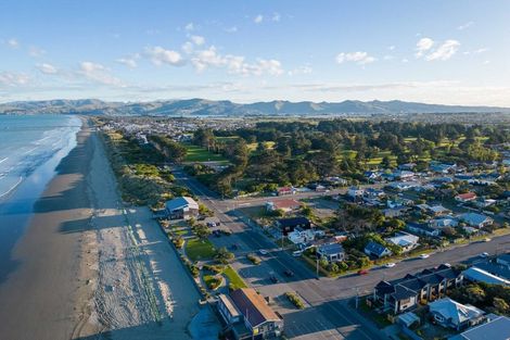 Photo of property in 4 Leaver Terrace, North New Brighton, Christchurch, 8083