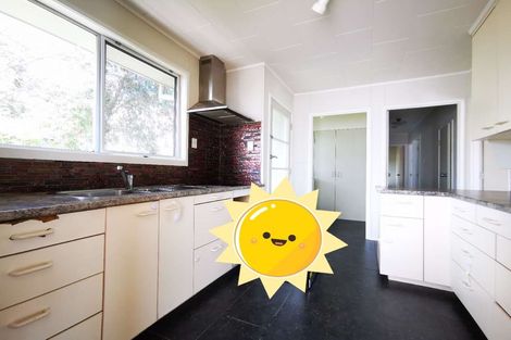 Photo of property in 1/4 Osmond Court, Sunnyvale, Auckland, 0612