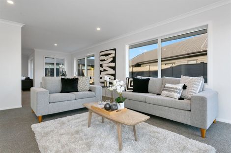 Photo of property in 24 Ruru Street, Cambridge, 3434