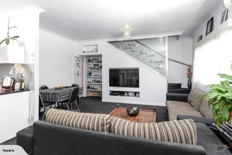 Photo of property in 121e George Street, Tuakau, 2121