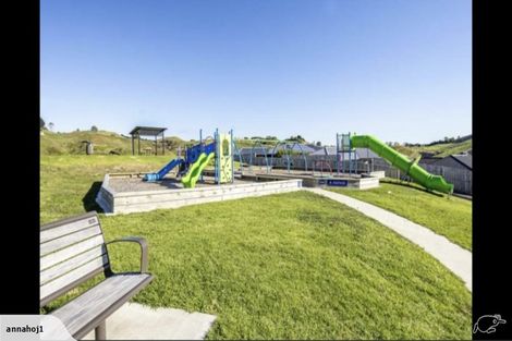 Photo of property in 133 Ballintoy Park Drive, Welcome Bay, Tauranga, 3175