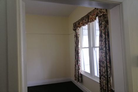 Photo of property in 44 Lincoln Road, Masterton, 5810
