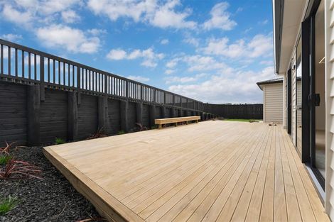 Photo of property in 6 Hutukawa Drive, Beachlands, Auckland, 2018