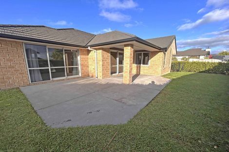 Photo of property in 12 Longbow Terrace, Flagstaff, Hamilton, 3210