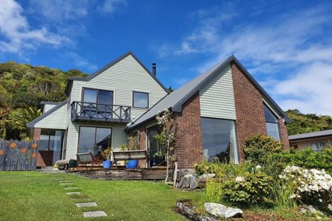 Photo of property in 13 Nolan Crescent, Karoro, Greymouth, 7805
