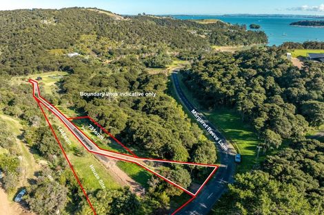 Photo of property in 2/50 Margaret Reeve Lane, Waiheke Island, 1971