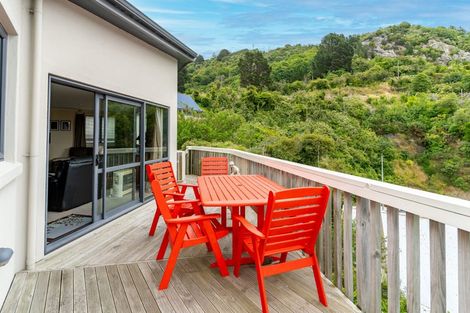 Photo of property in 18 Mount Street, Port Chalmers, 9023