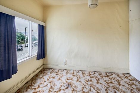 Photo of property in 68 Oriental Parade, Oriental Bay, Wellington, 6011