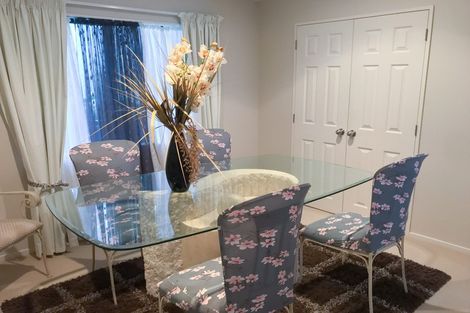 Photo of property in 106 Meadowland Drive, Somerville, Auckland, 2014