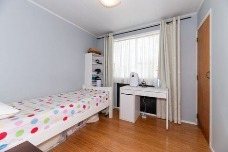 Photo of property in 1/24 Casuarina Road, Half Moon Bay, Auckland, 2012